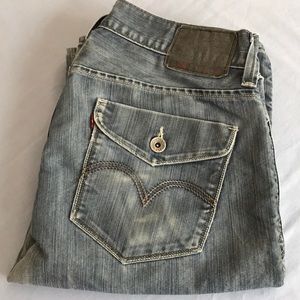 LEVIS 514 Sz 34x32 Distressed Jeans